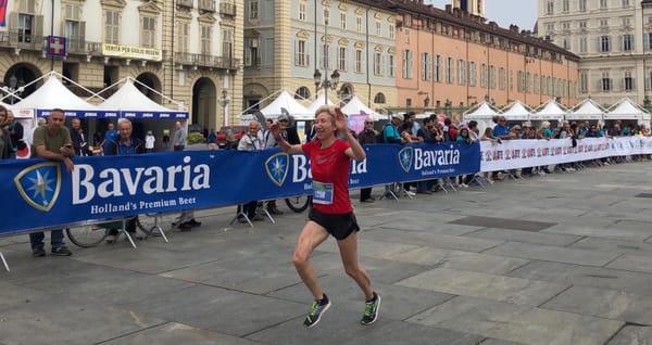 Carla in gara durante la StraTorino, gara podistica cittadina